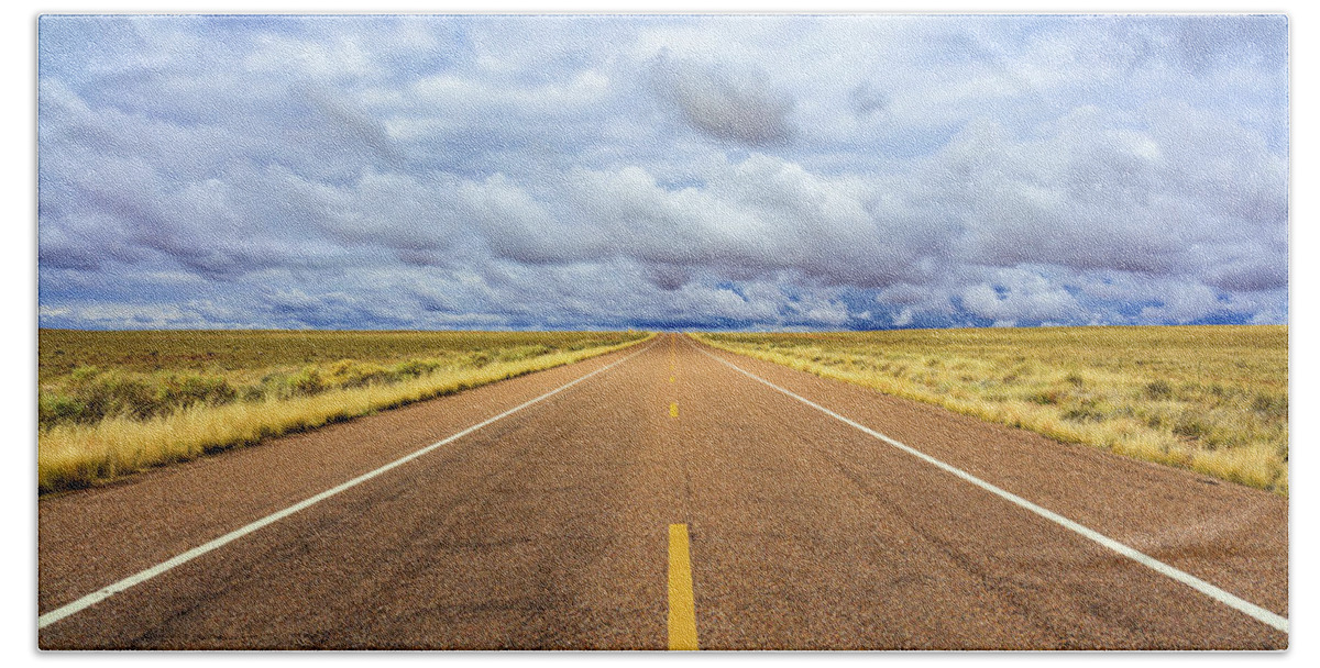 Arizona Bath Towel featuring the photograph Lonely Arizona Highway by Raul Rodriguez