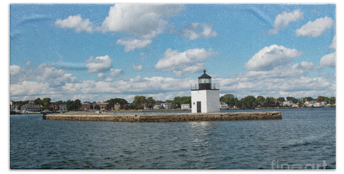 Salem Ma Bath Towel featuring the photograph Long walk out to Derby Wharf Lighthouse by Jeff Folger