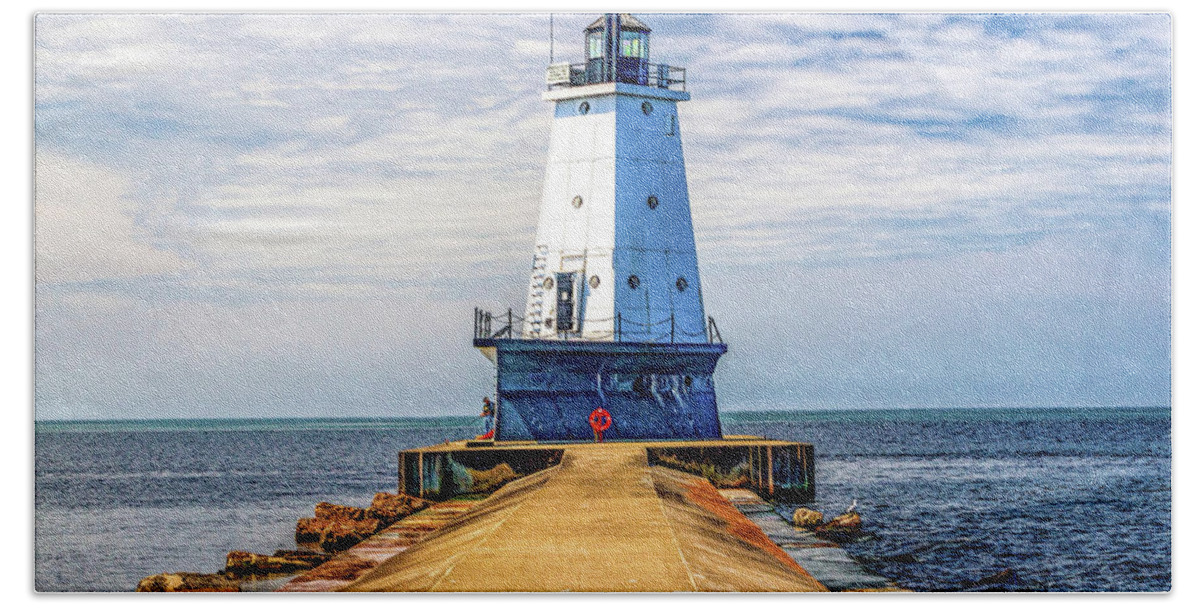 Great Lakes Hand Towel featuring the photograph Ludington Light on the North Pier by Nick Zelinsky Jr