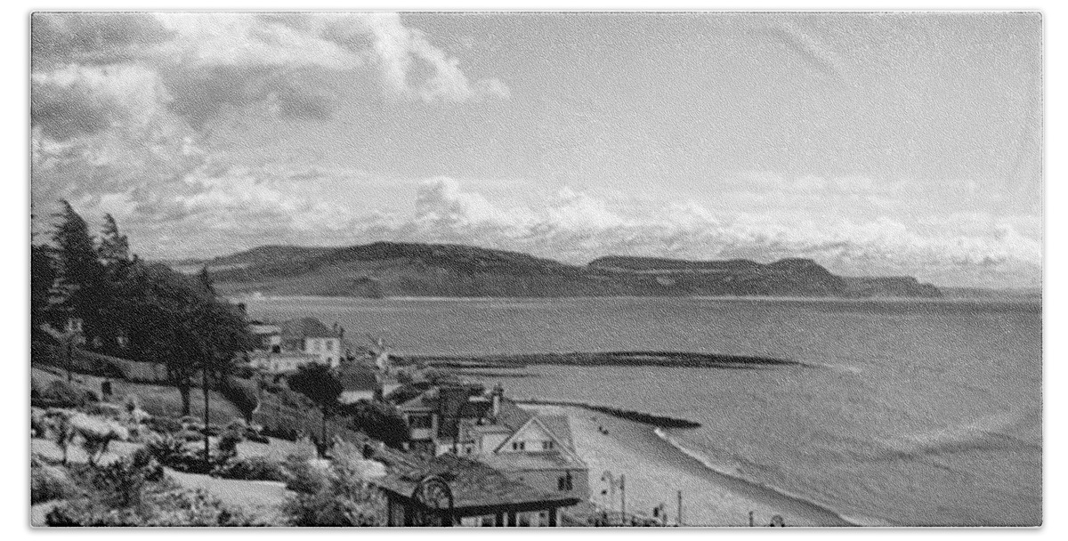 Blackandwhitephotography Hand Towel featuring the photograph Lyme Regis And Lyme Bay, Dorset by John Edwards