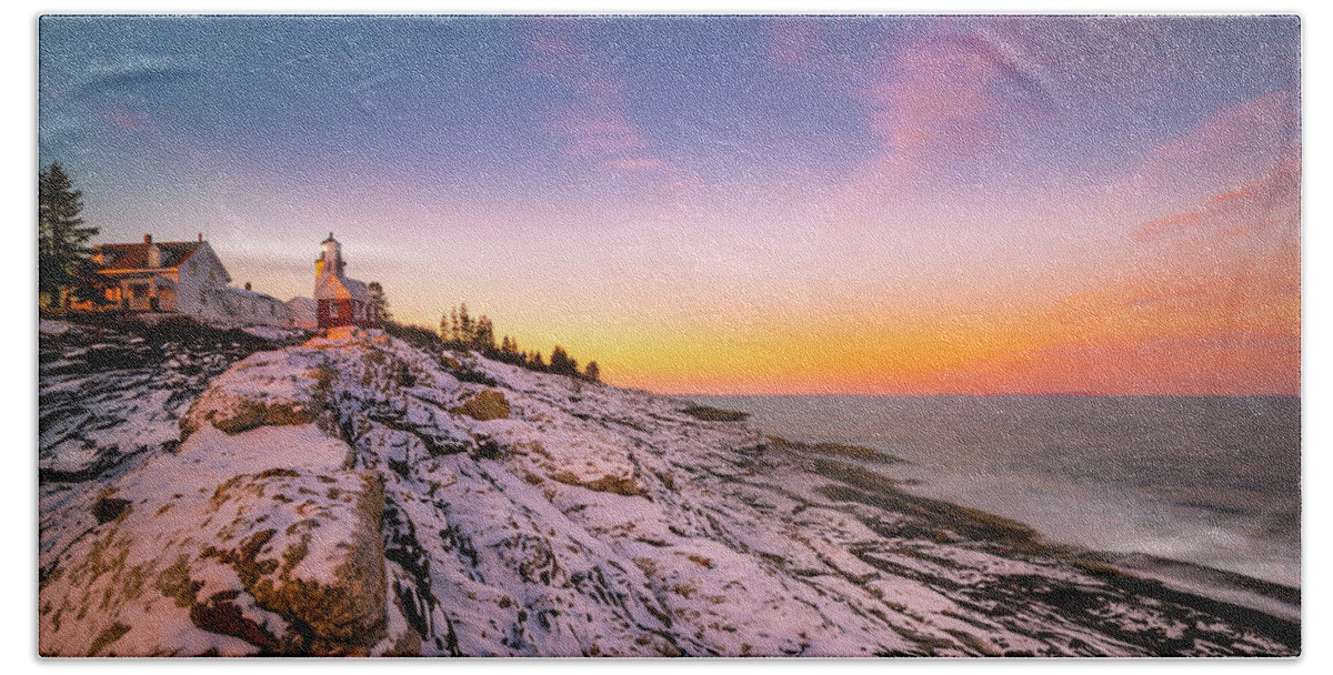 Maine Bath Towel featuring the photograph Maine Pemaquid Lighthouse in Winter Snow by Ranjay Mitra