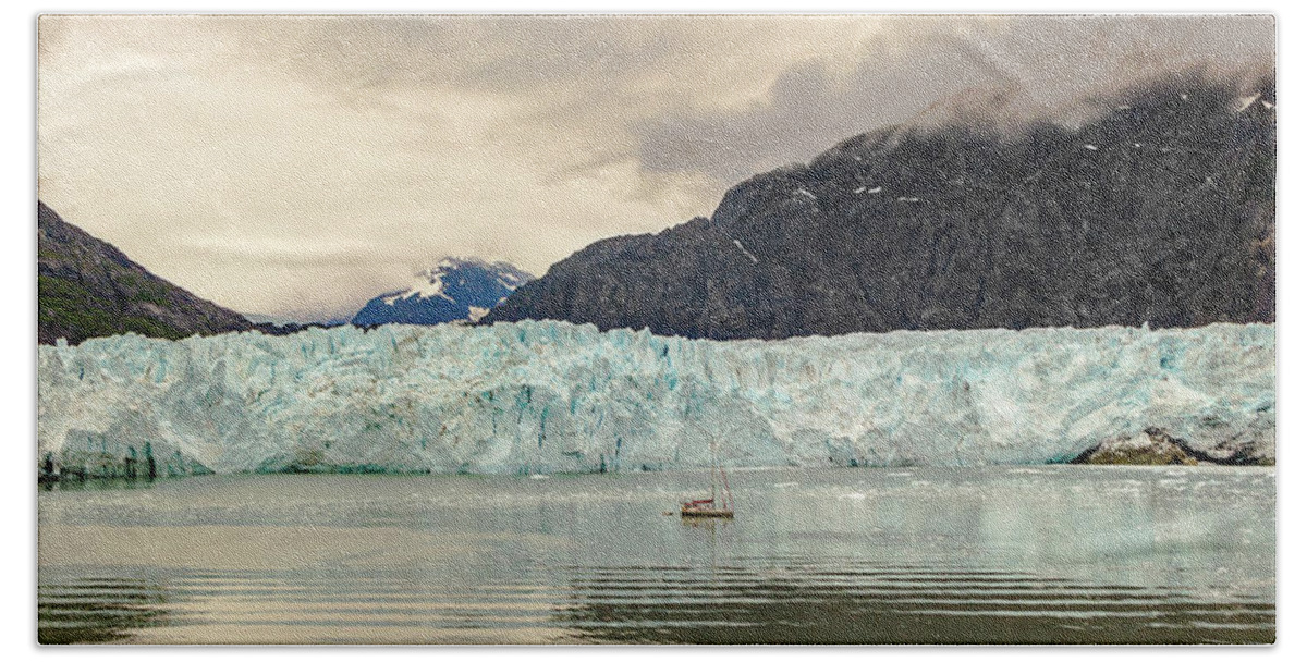 Park Hand Towel featuring the photograph Margerie Glacier by Ed Clark