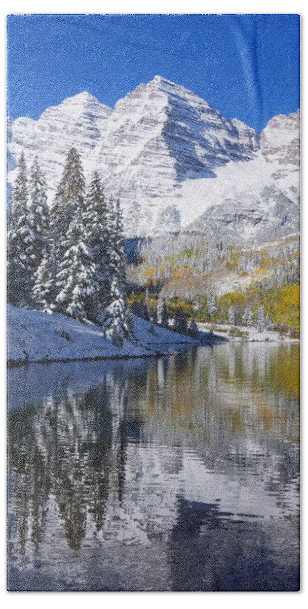 Aspen Hand Towel featuring the photograph Maroon Lake and Bells 2 by Ron Dahlquist - Printscapes