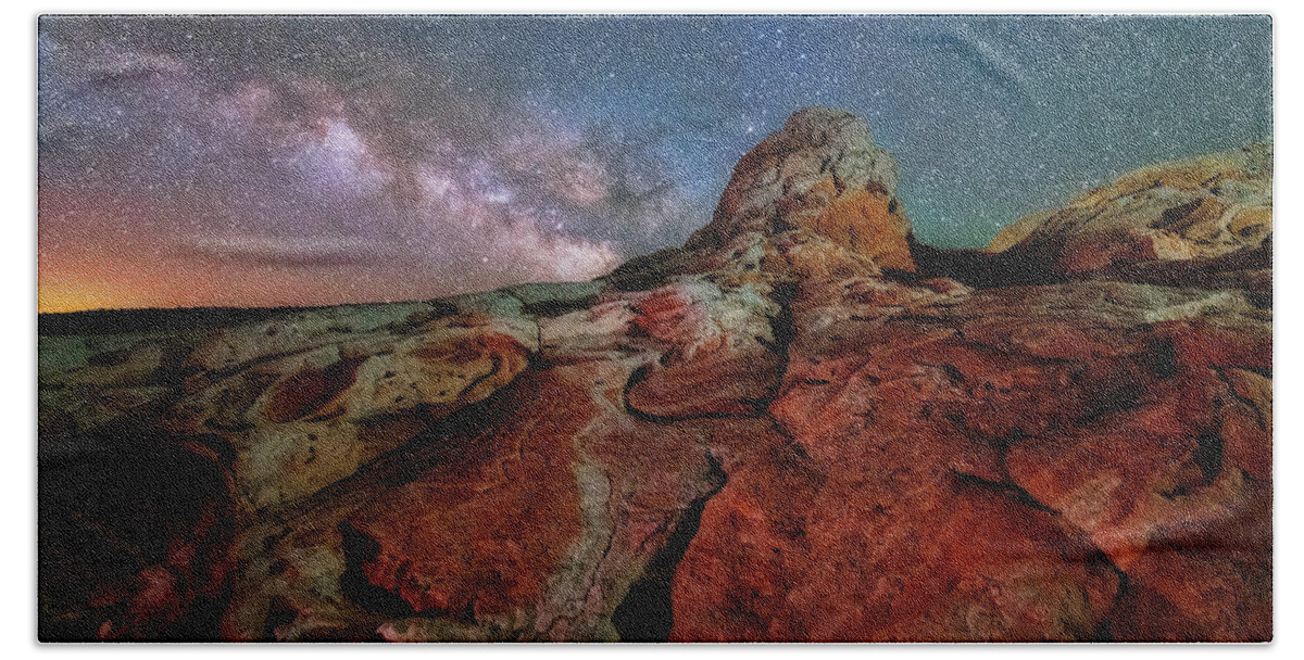 Milky Way Bath Towel featuring the photograph Mars or White Pocket Milky Way by Michael Ash