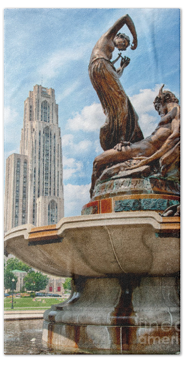 Mary Schenley Memorial Fountain Bath Towel featuring the photograph Mary Schenley Memorial Fountain Pittsburgh PA by Amy Cicconi