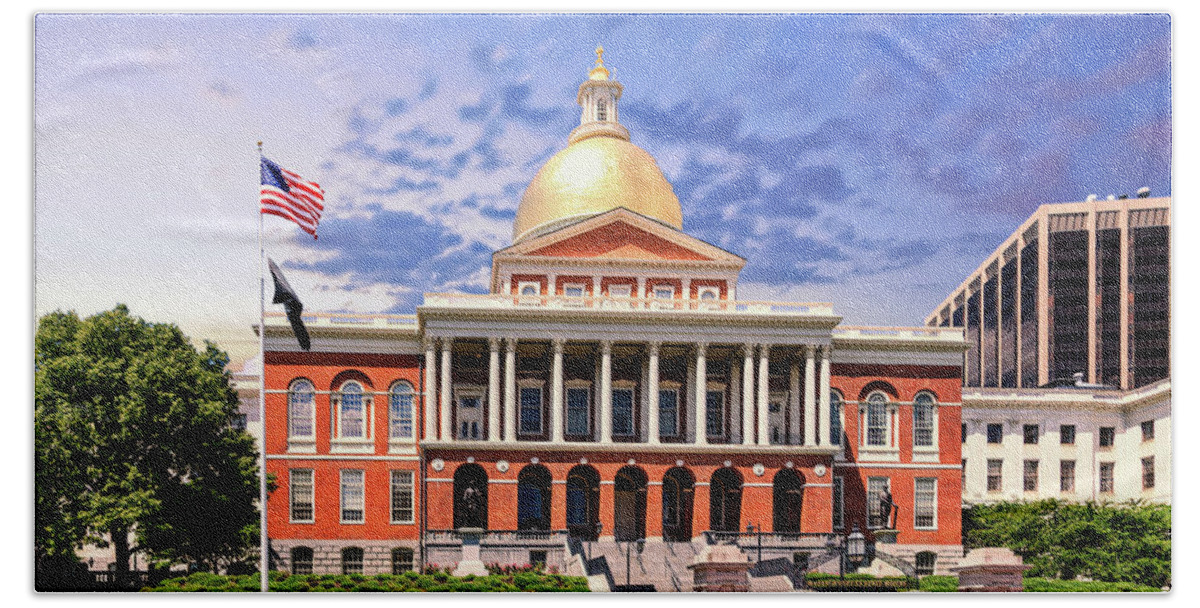 Massachusetts State House Bath Towel featuring the photograph Massachusetts State House by Darryl Brooks