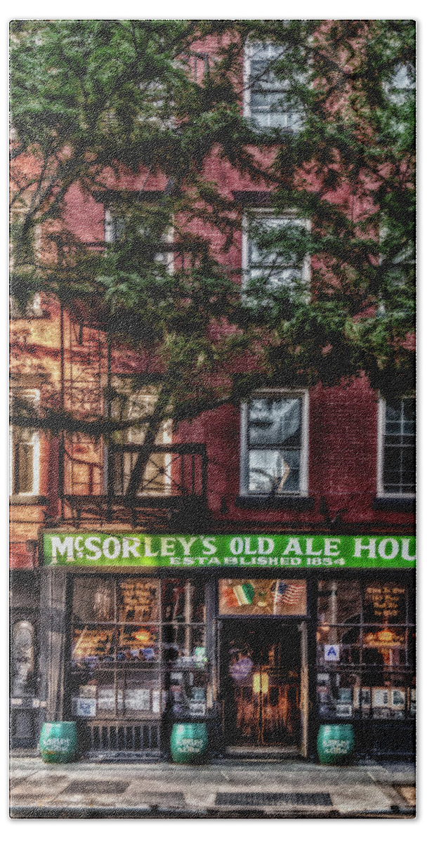 Mcsorley's Old Ale House Bath Towel featuring the photograph McSorley's Old Ale House NYC by Susan Candelario