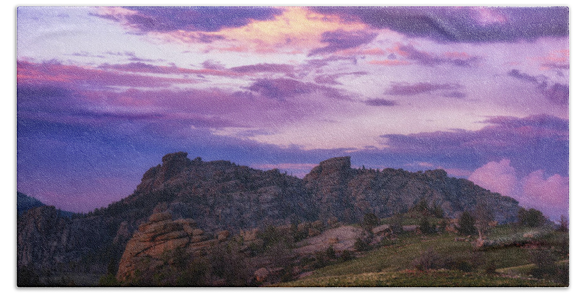 Wyoming Hand Towel featuring the photograph Medicine Bow Sunset by Darren White
