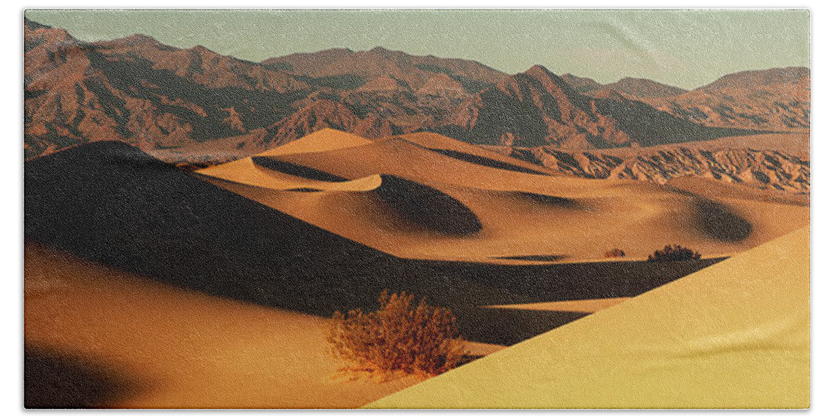 Sand Dune Bath Towel featuring the photograph Golden Mesquite Sand Dunes by Naoki Aiba