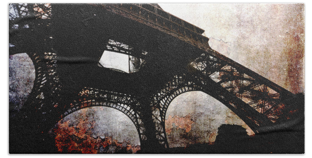 Paris Hand Towel featuring the photograph Metal Beauty by Randi Grace Nilsberg