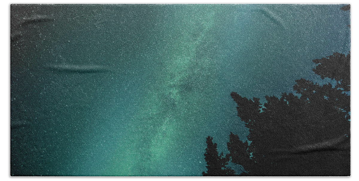 Stars Hand Towel featuring the photograph Milky Way above the Trees by Phil And Karen Rispin