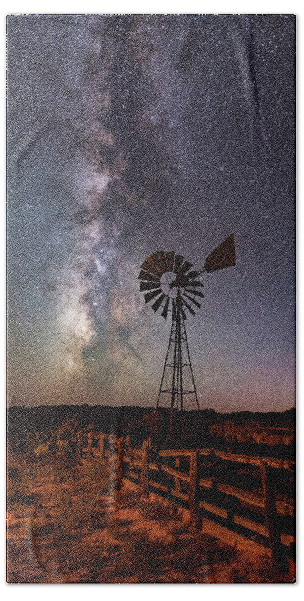 Moab Bath Towel featuring the photograph Milky Way at Dubinky Well by Dan Norris