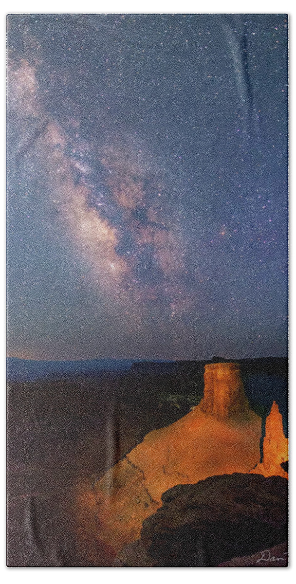 Moab Bath Towel featuring the photograph Milky Way at Marlboro Point by Dan Norris