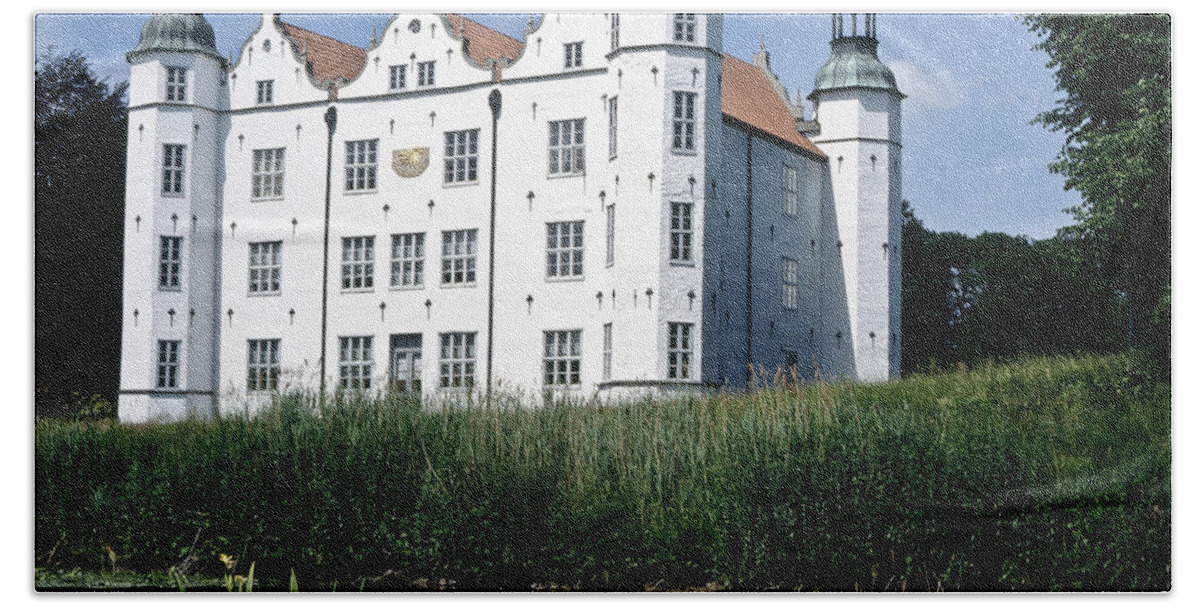 Castle;castles Bath Towel featuring the photograph Moated manor house by Heiko Koehrer-Wagner