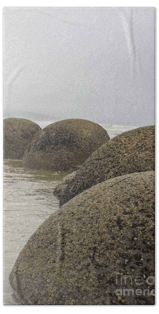 Balls Bath Towel featuring the photograph Moeraki boulders New Zealand #1 by Patricia Hofmeester