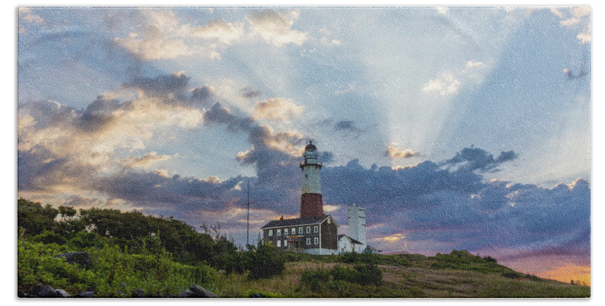 Lighthouse Bath Towel featuring the photograph Montauk Morning by Sean Mills