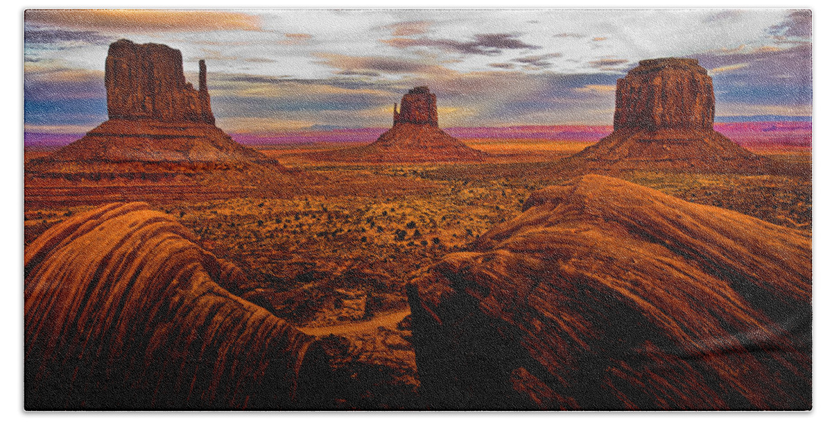 Monument Valley Bath Towel featuring the photograph Monument Valley by Harry Spitz