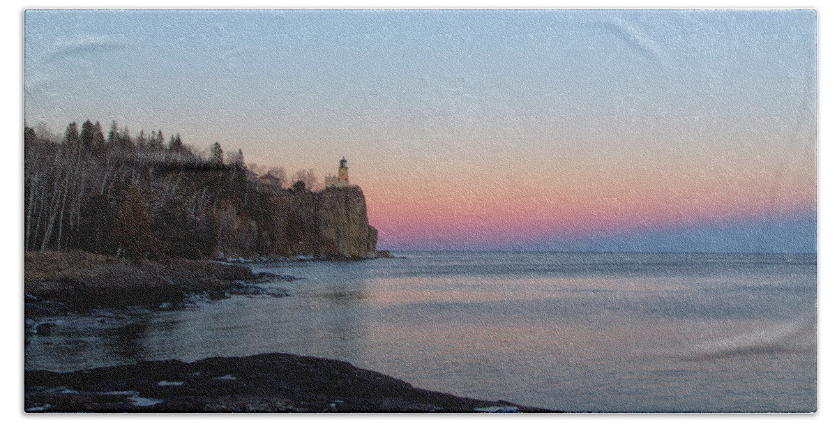 Lake Superior Hand Towel featuring the photograph Moonrise Glow by Nancy Dunivin
