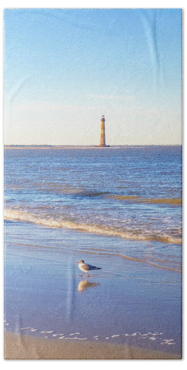 Morris Island Lighthouse Hand Towel featuring the photograph Morris Island Lighthouse by Joe Kopp