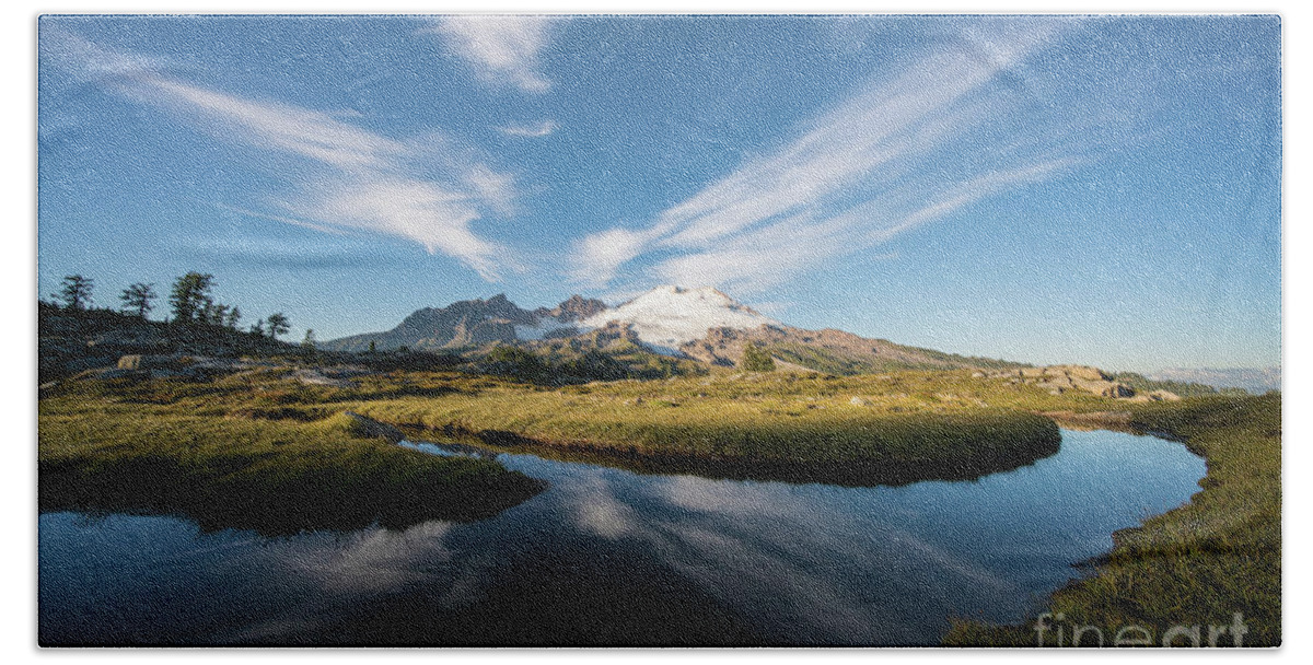 Mount Baker Hand Towel featuring the photograph Mount Baker Clouds Crosshairs by Mike Reid