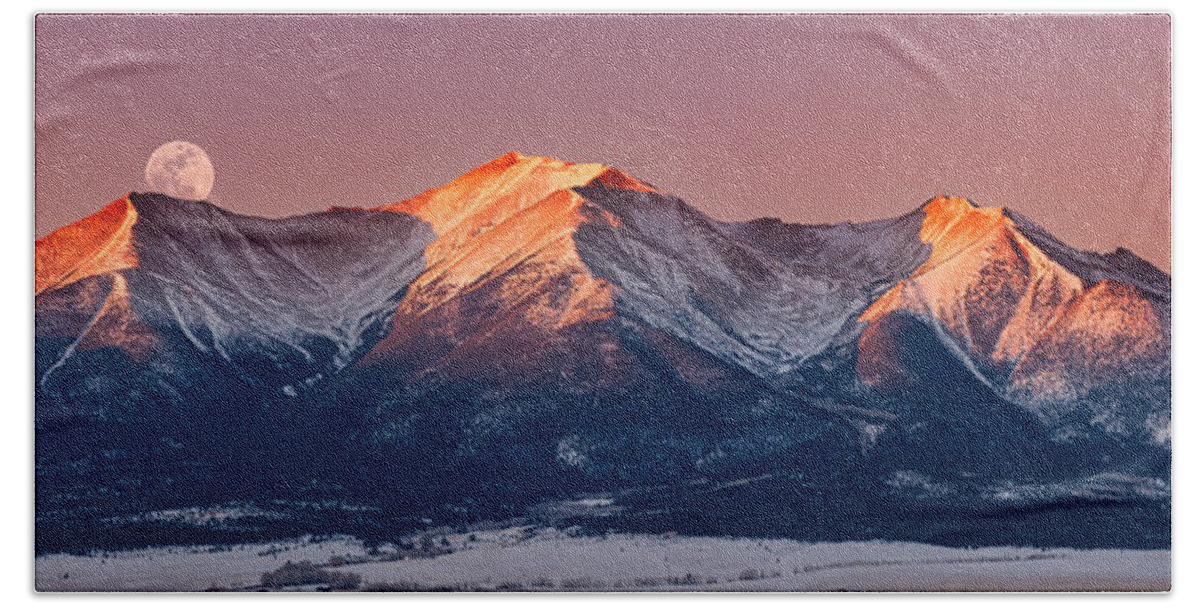 Pano Hand Towel featuring the photograph Mount Princeton Moonset at Sunrise by Darren White
