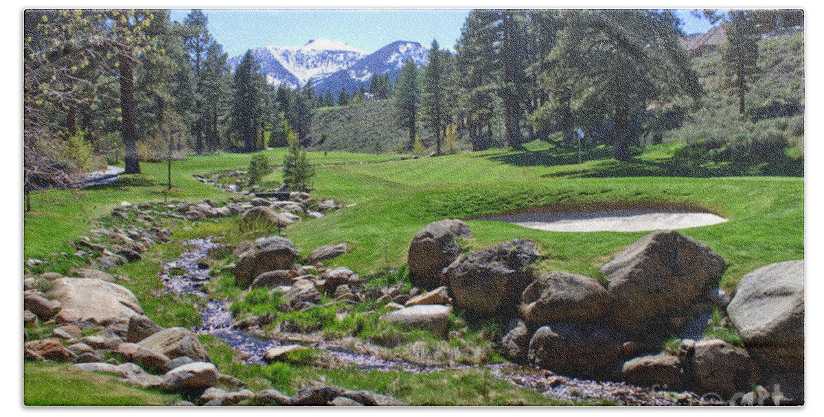 Golf Hand Towel featuring the photograph Mountain Golf Course by Thomas Marchessault