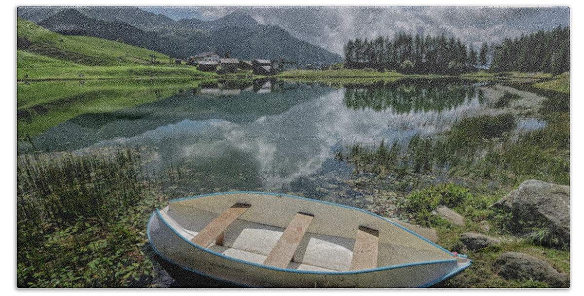 Lake Hand Towel featuring the photograph Mountain lake by Livio Ferrari