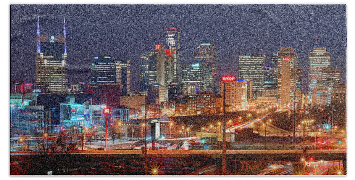 Nashville Bath Towel featuring the photograph Nashville Skyline at Night 2018 Panorama Color by Jon Holiday