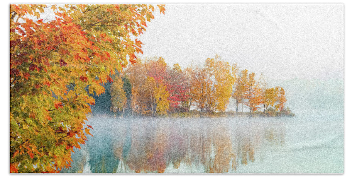 Haley Pond Bath Towel featuring the photograph New England fall colors of Maine by Jeff Folger
