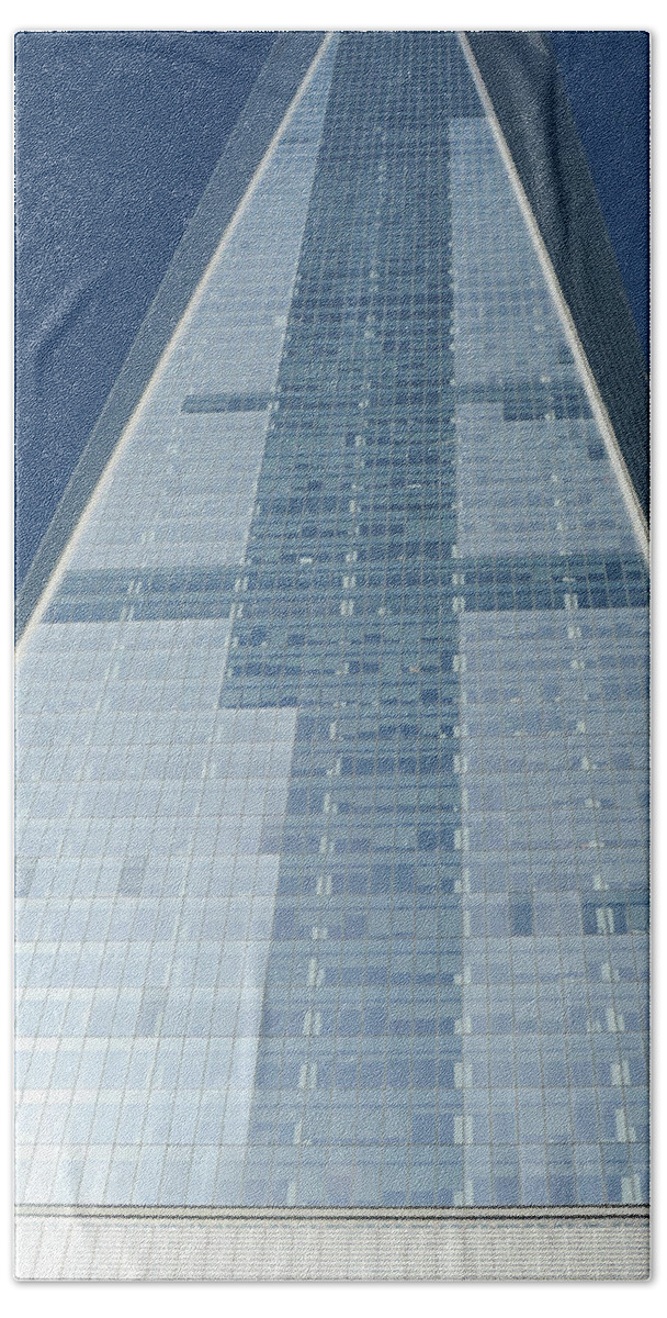 New York City New World Trade Center Bath Towel featuring the photograph New World Trade Center by William Kimble