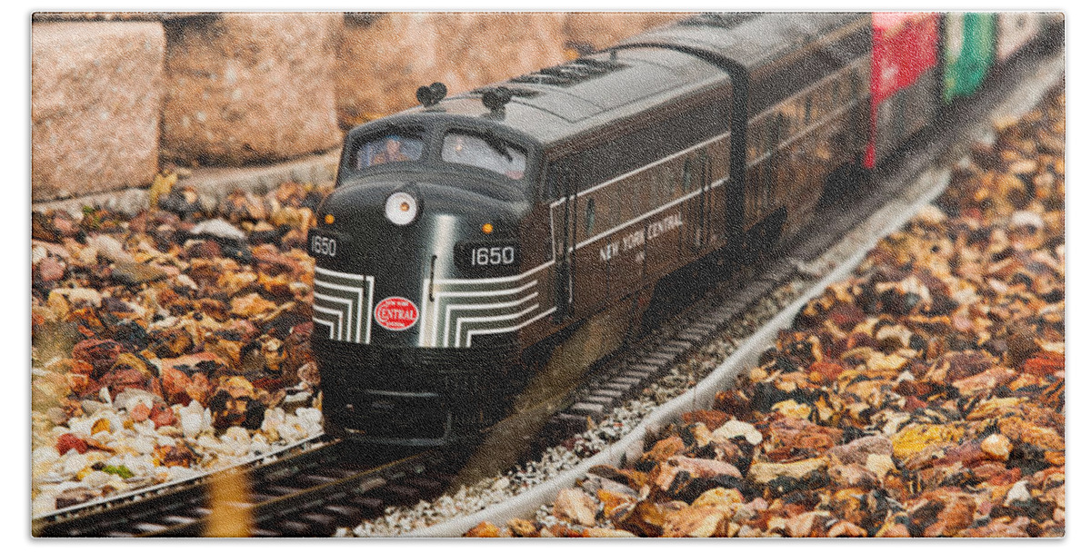 Engine Bath Towel featuring the photograph New York Central by Christopher Holmes