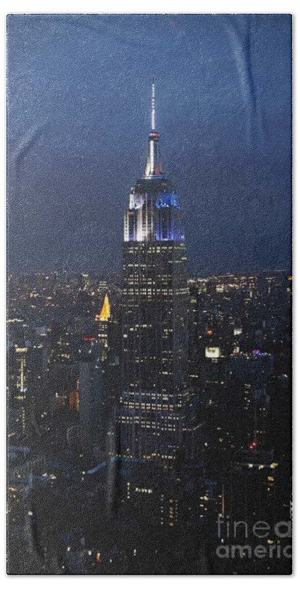 Empire State Building Bath Towel featuring the photograph New York State of Mind by Lilliana Mendez