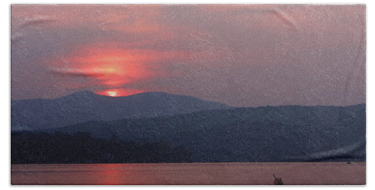 Sunset Hand Towel featuring the photograph Newfound Lake, NH by Jerry LoFaro