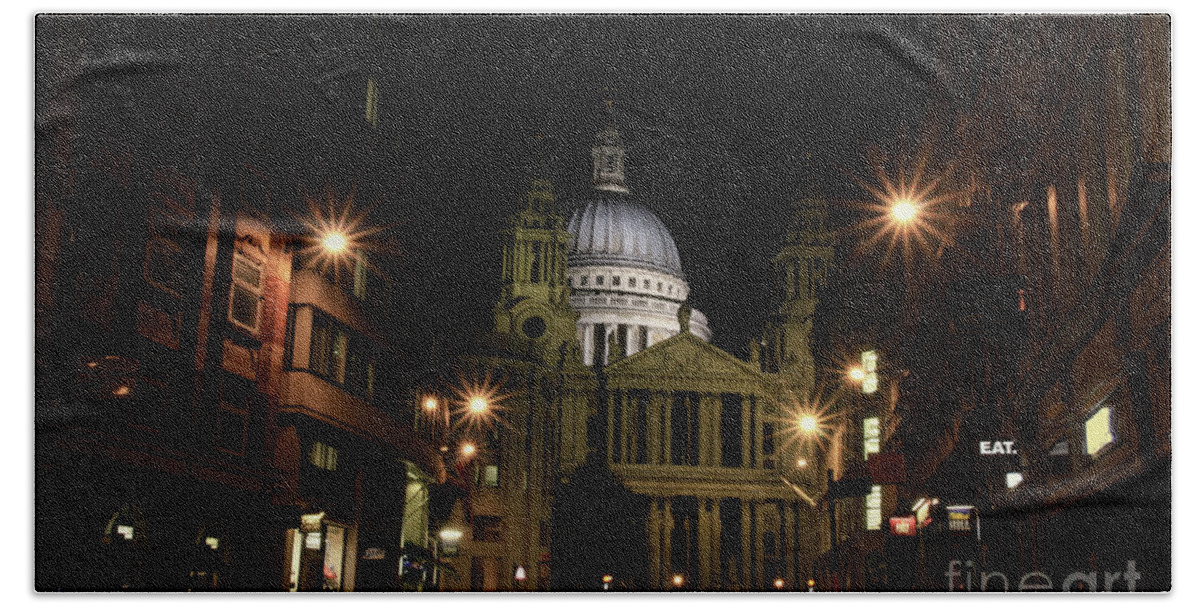 St Pauls Cathedral Bath Towel featuring the photograph Night view of St Pauls Cathedral by Jasna Buncic