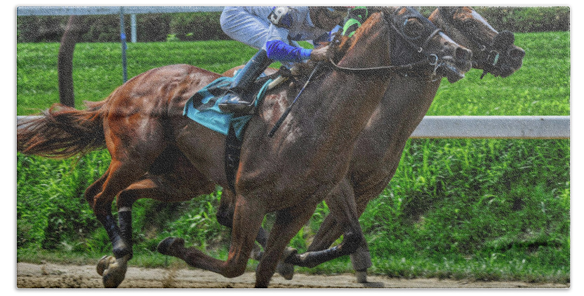 Horse Racing Bath Towel featuring the photograph Nine Gaining by Jeffrey PERKINS
