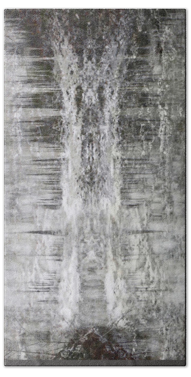 Abstract Bath Towel featuring the photograph Nix Angelus by Azthet Photography