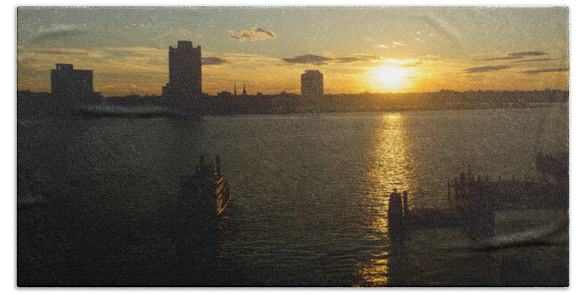 Sunset Hand Towel featuring the photograph Norfolk paddle boat by Brooke Bowdren