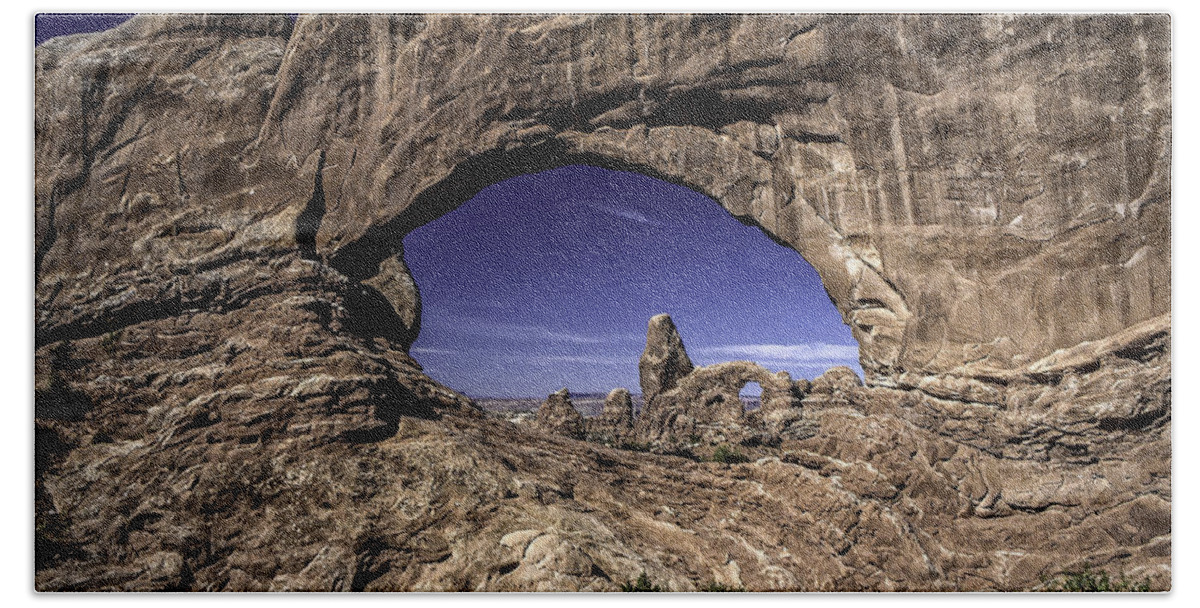 Utah Hand Towel featuring the photograph North Window, Arches by Gary Shepard