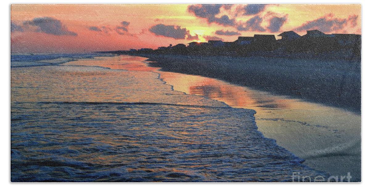 Oak Island Hand Towel featuring the photograph Oak Island Pastel Sunset by Amy Lucid