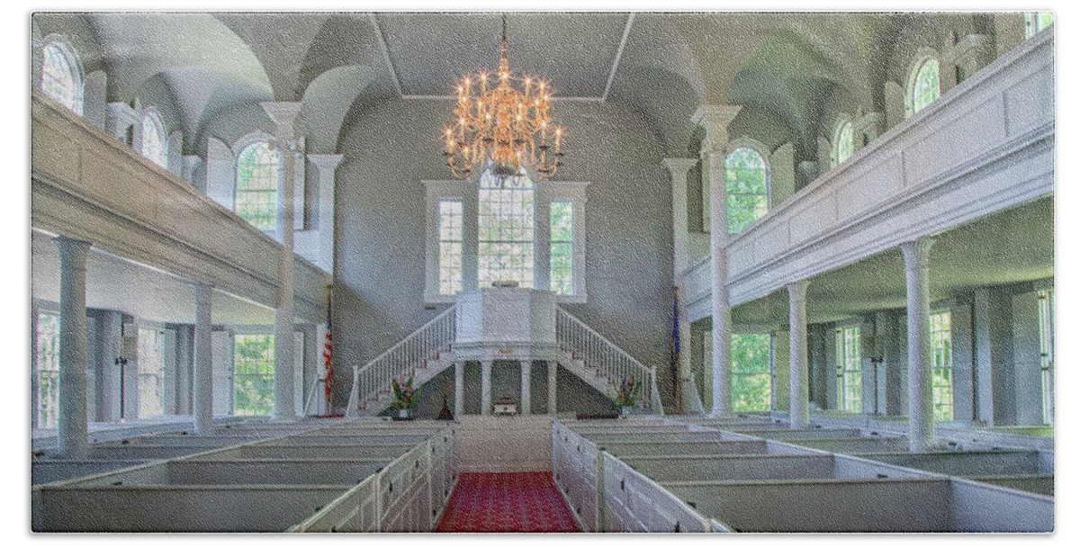 Church Bath Towel featuring the photograph Old First Church Interior by Rod Best