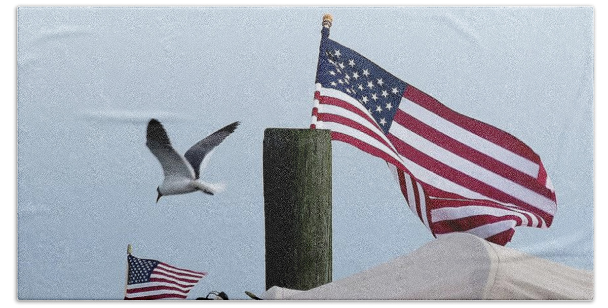 American Flag Bath Towel featuring the photograph Old Glory and Gull by Linda Stern