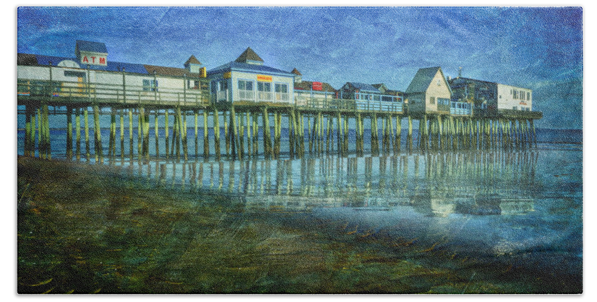 Old Orchard Beach Bath Sheet featuring the photograph Old Orchard Beach Pier OOB by Susan Candelario