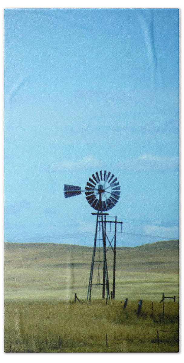 Windmill Bath Towel featuring the photograph Old Windmill On The Ranch Dempster USA by Thomas Woolworth