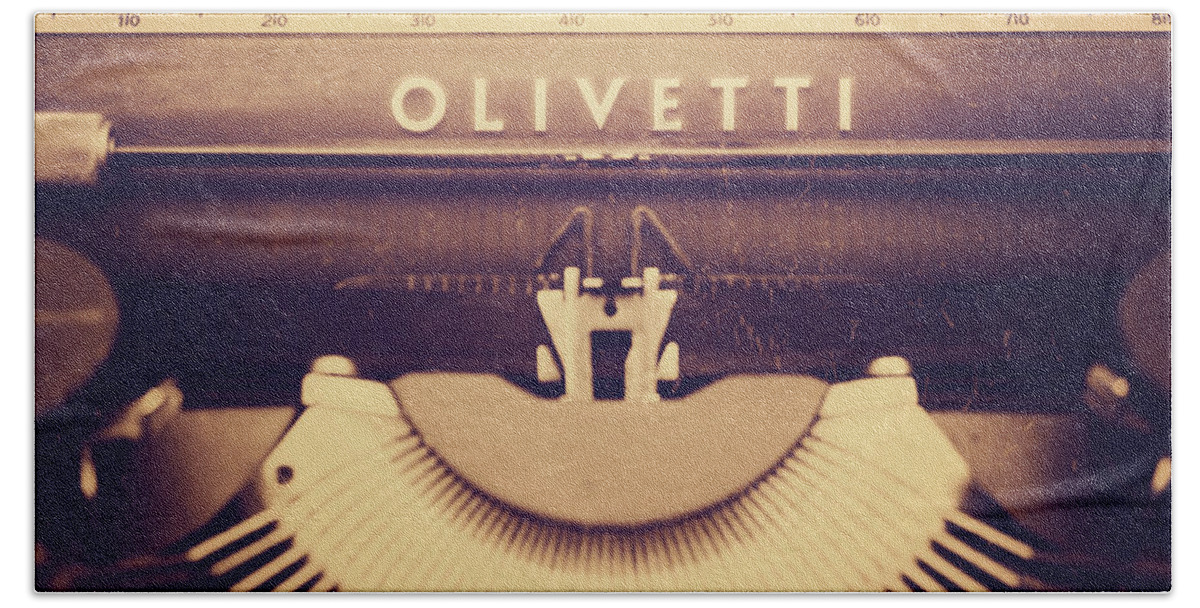 Adriano Hand Towel featuring the photograph Olivetti typewriter by Giuseppe Esposito