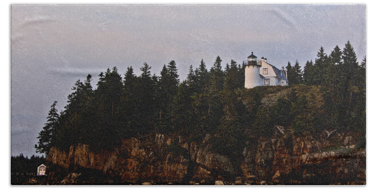 Acadia National Park Bath Towel featuring the photograph On the Waterfront by Kathi Isserman