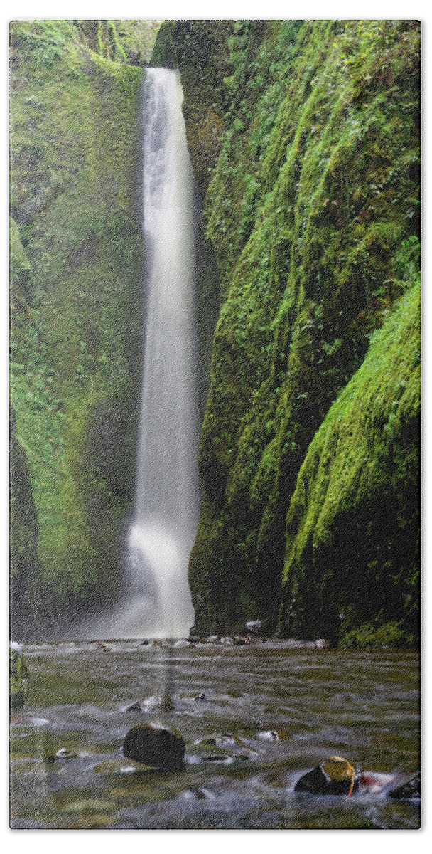 Oneonta Gorge Hand Towel featuring the photograph Oneonta Portrait by Jonathan Davison