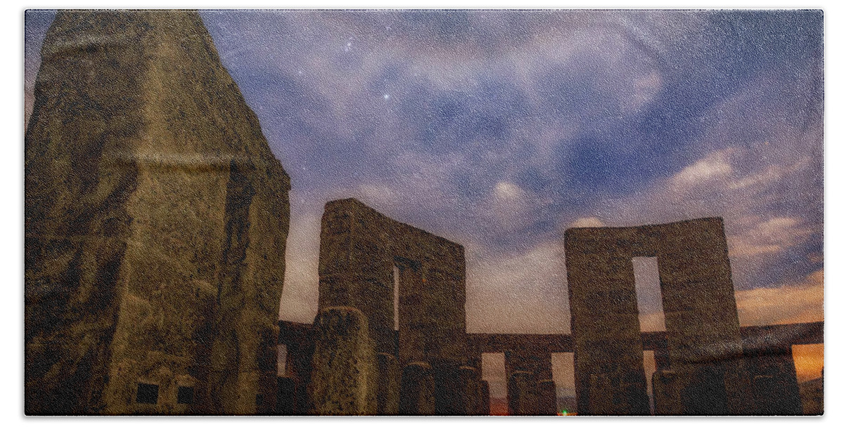 Night Bath Towel featuring the photograph Orion over Stonehenge Memorial by Cat Connor