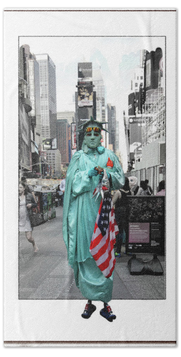Statue Of Liberty Bath Towel featuring the photograph Out of Frame by Jackson Pearson