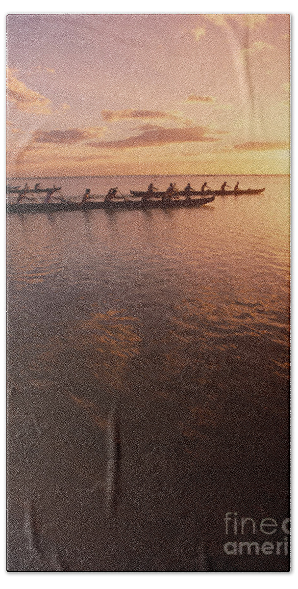 Adrenaline Bath Towel featuring the photograph Outrigger Canoe by Dana Edmunds - Printscapes