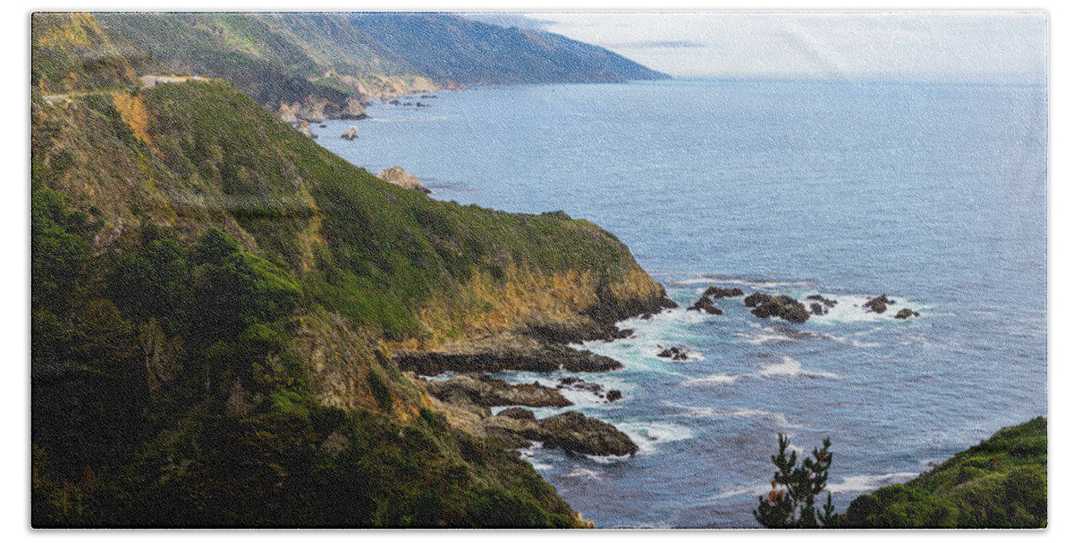 Pacific Coast Highway Bath Towel featuring the photograph Pacific Coast Highway by Derek Dean